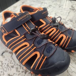 Youth 5M London Fog Otis Fisherman Sandals (Fits Women's 7)